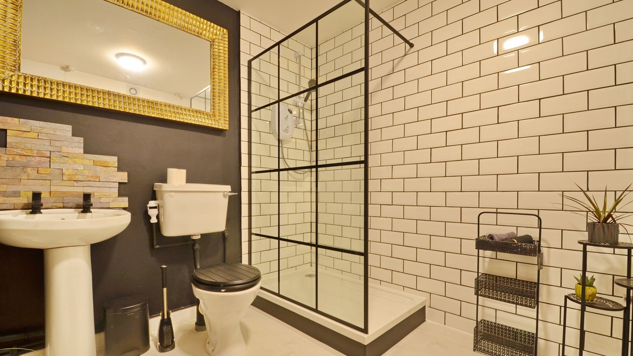 Photo of Bathroom in Bristol City Centre