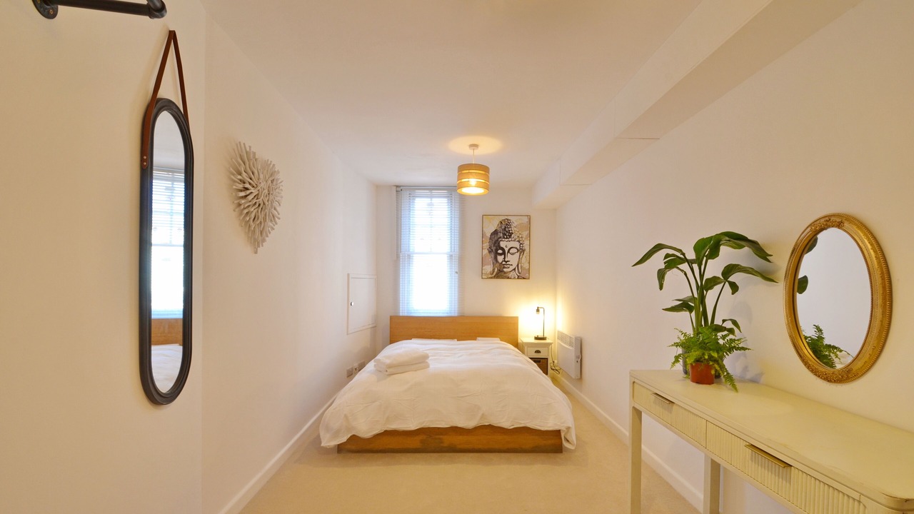 Photo of Bedroom in Bristol City Centre