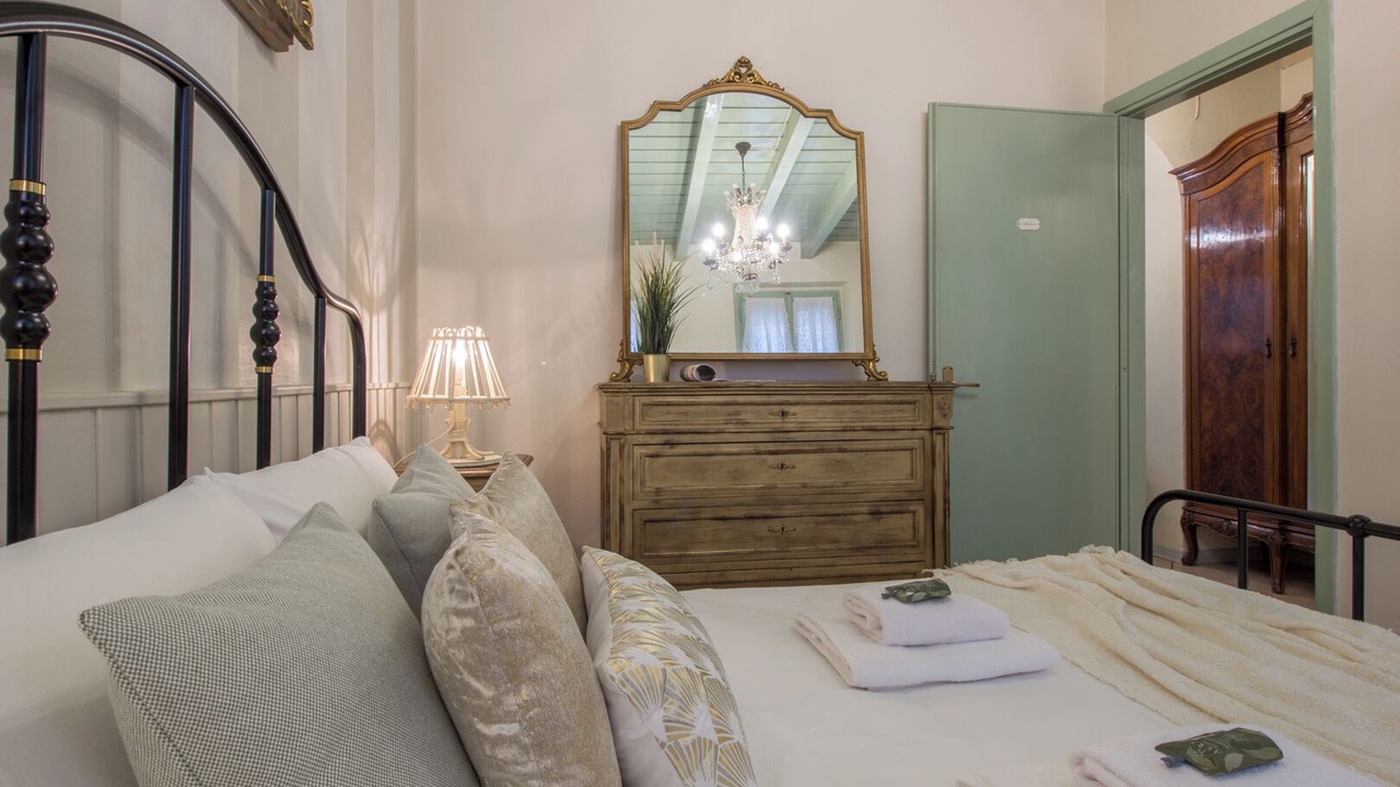 Photo of Bedroom in Crema