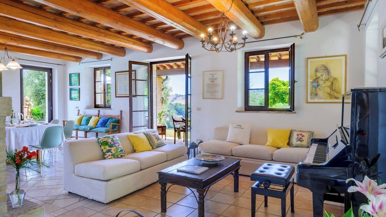 Photo of Livingroom in Mondavio