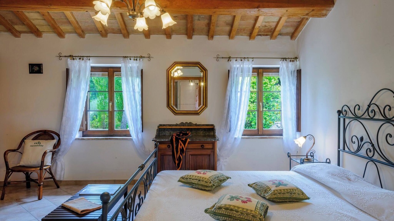 Photo of Bedroom in Mondavio