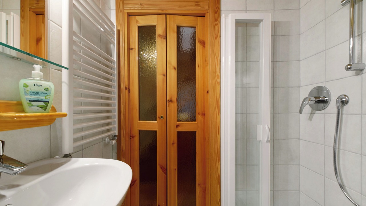Photo of Bathroom in La Salle