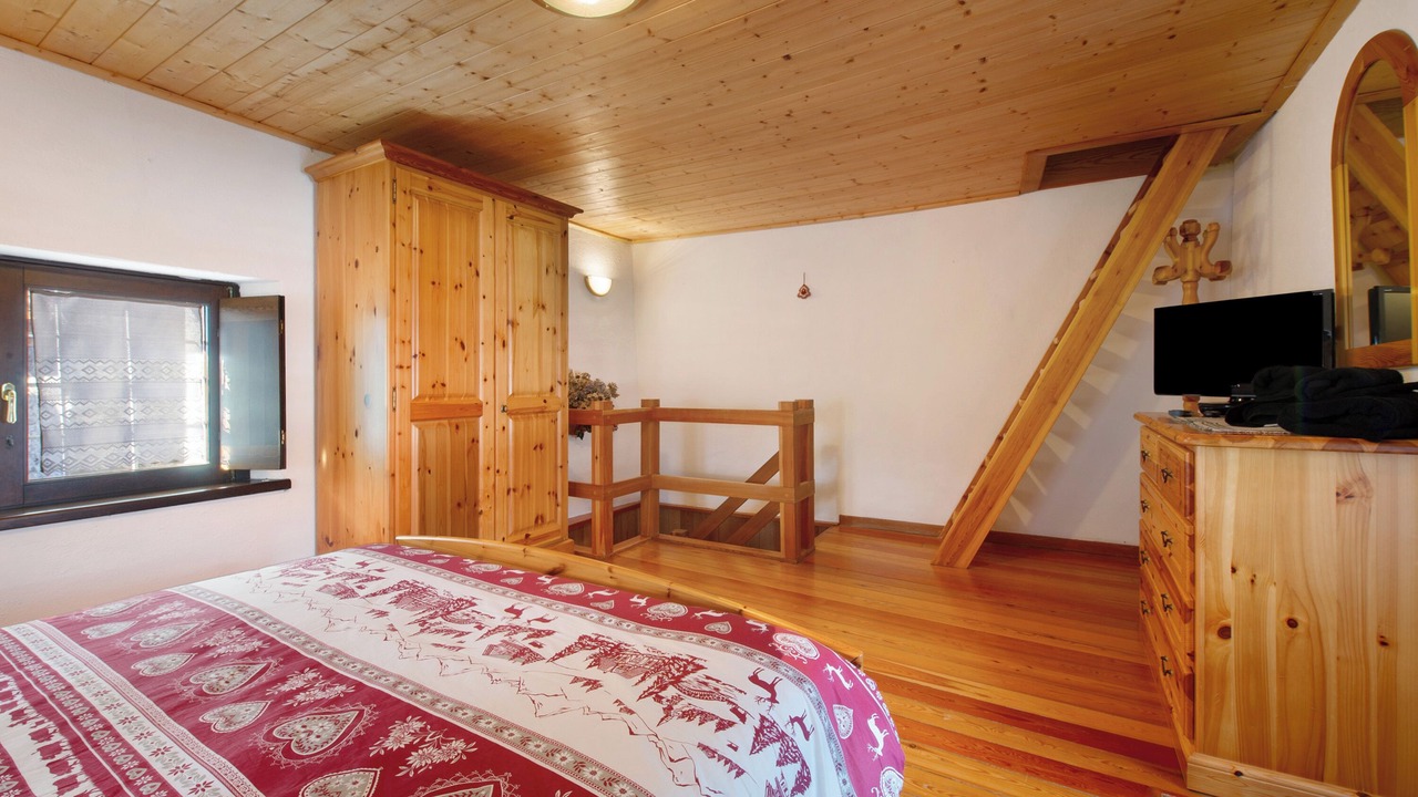 Photo of Bedroom in La Salle
