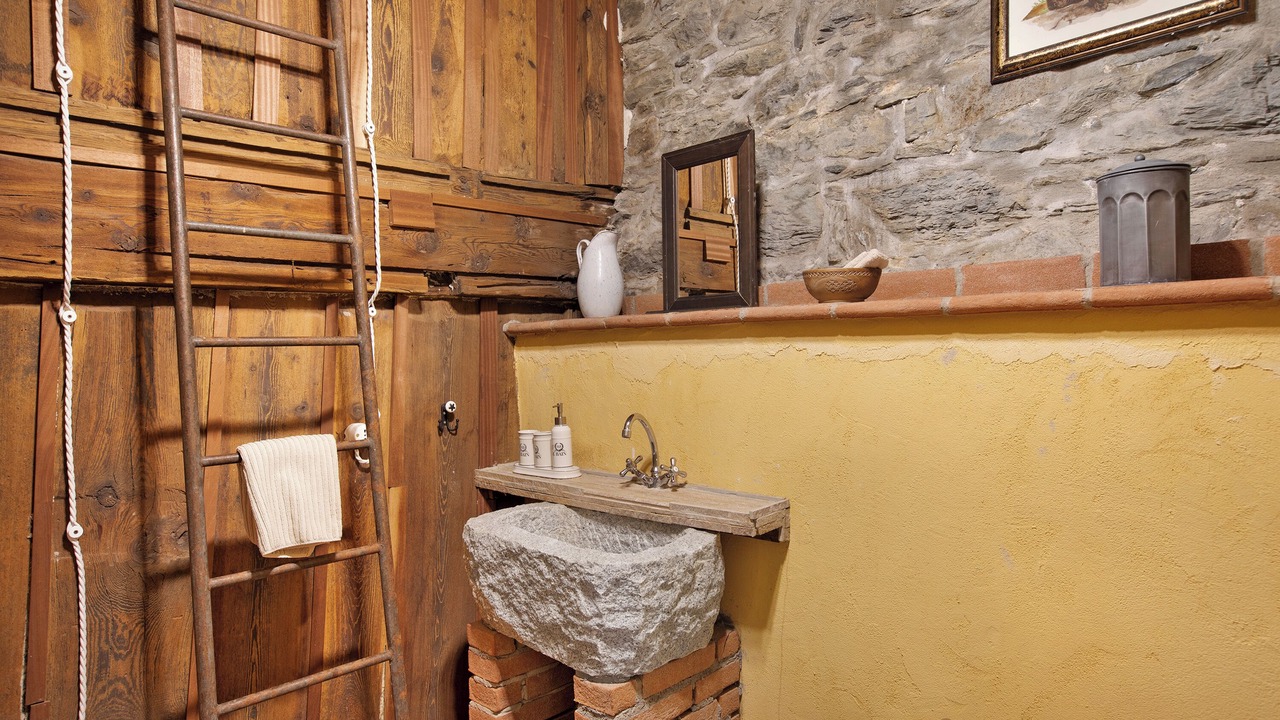 Photo of Bathroom in Saint-Rhemy-en-Bosses