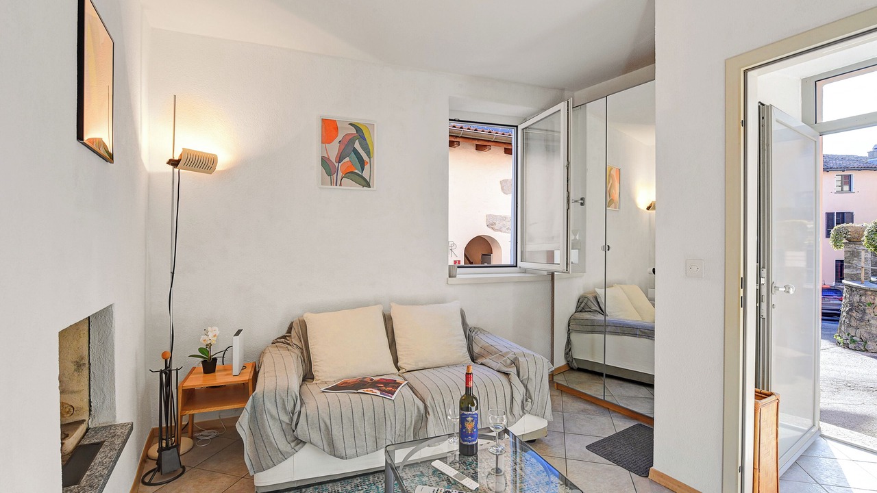 Photo of Livingroom in Cademario