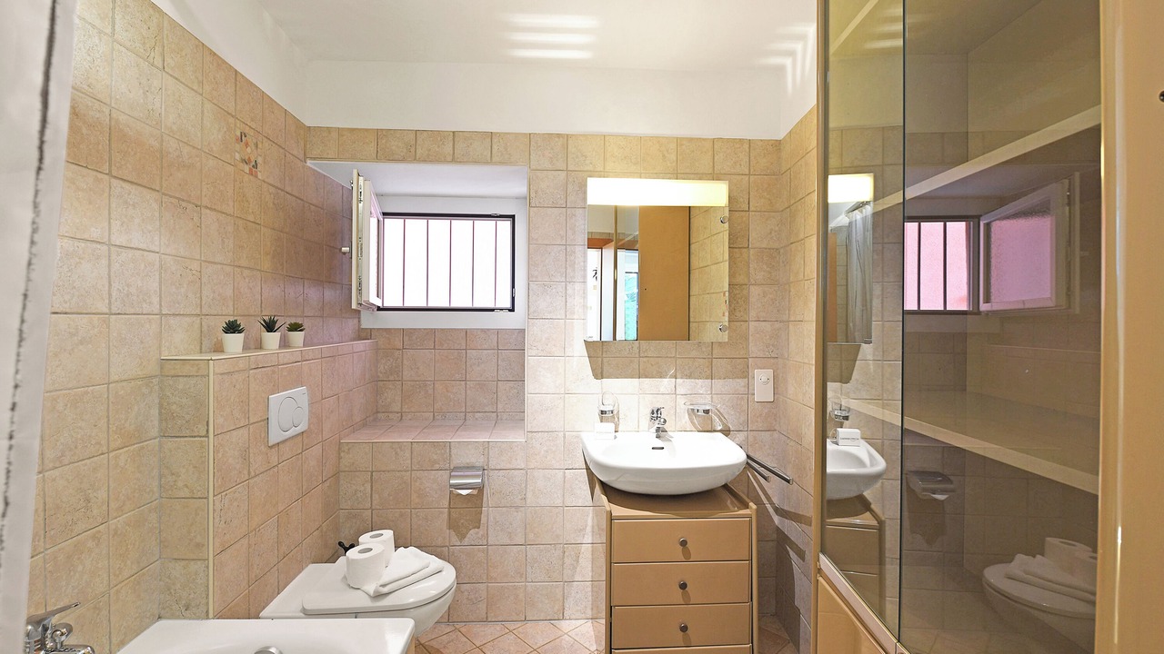 Photo of Bathroom in Cademario