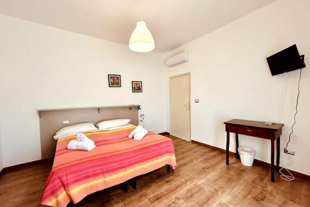 Photo of Bedroom in Pineto