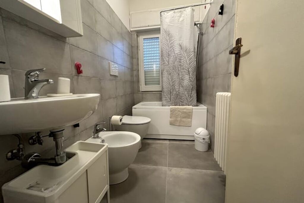 Photo of Bathroom in Pineto