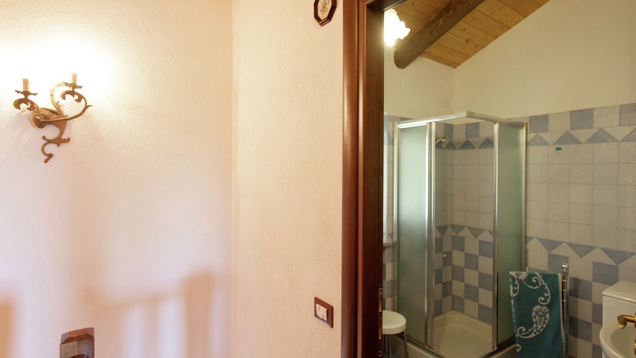 Photo of Bathroom in Netro
