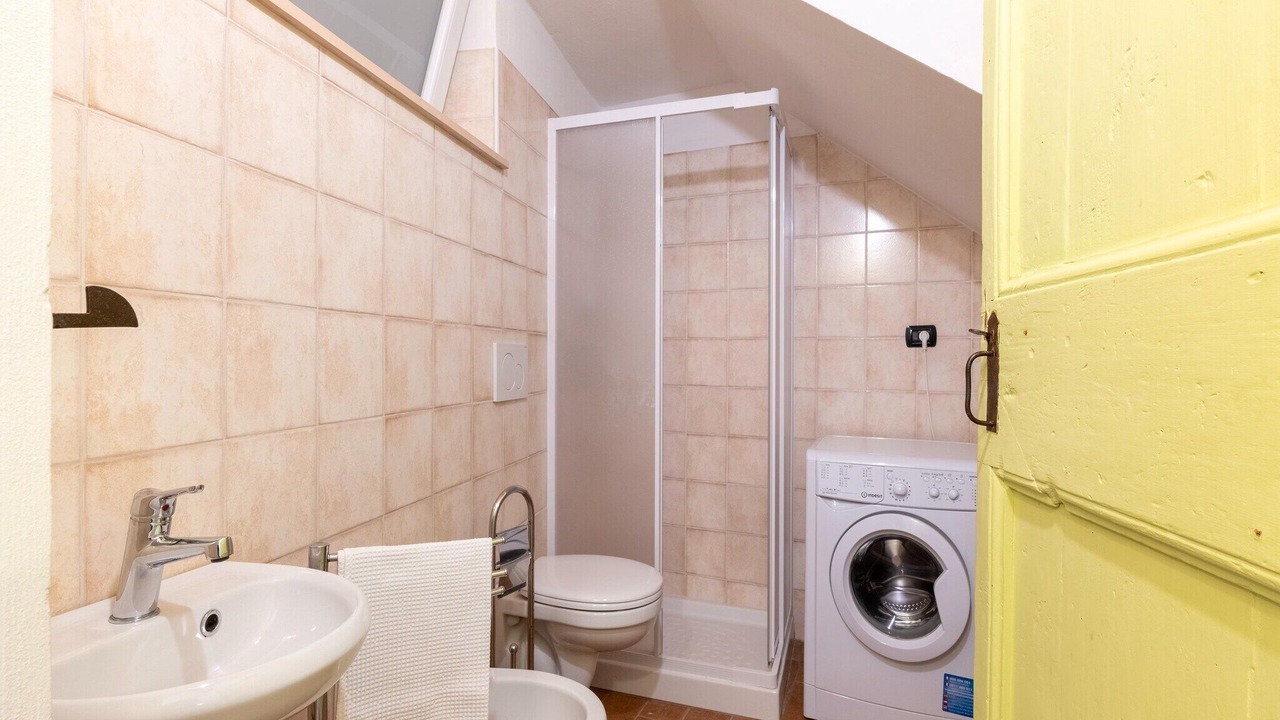 Photo of Bathroom in Furlo