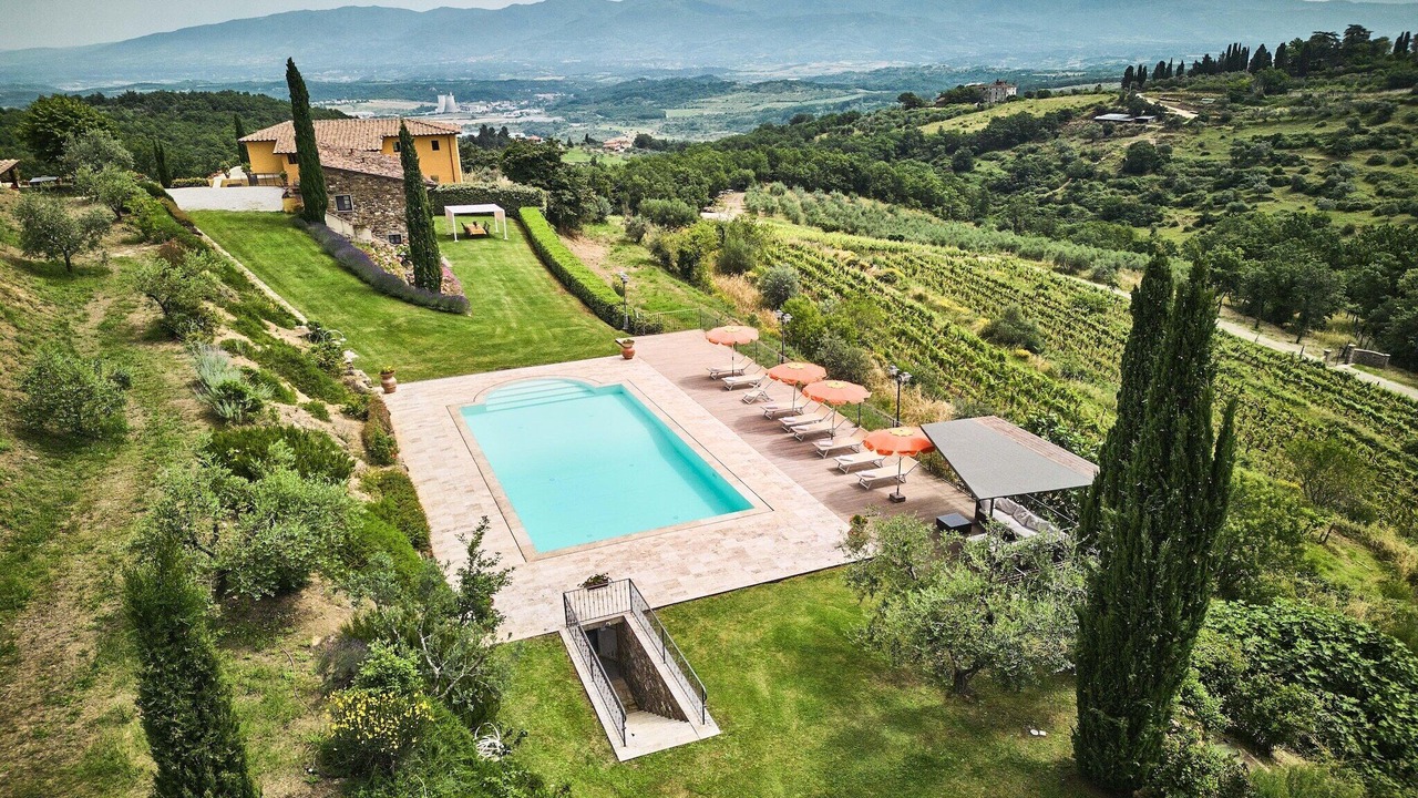 Photo of Outdoor in Neri