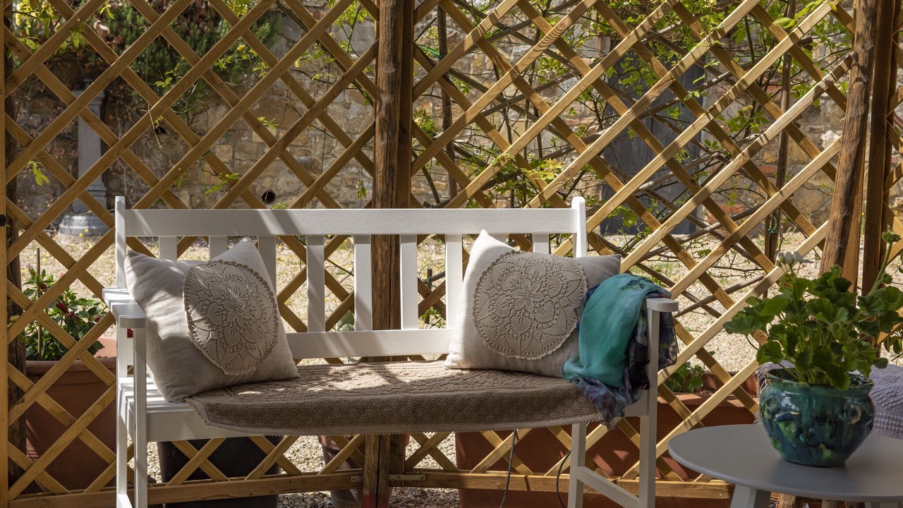 Photo of Outdoor in Neri