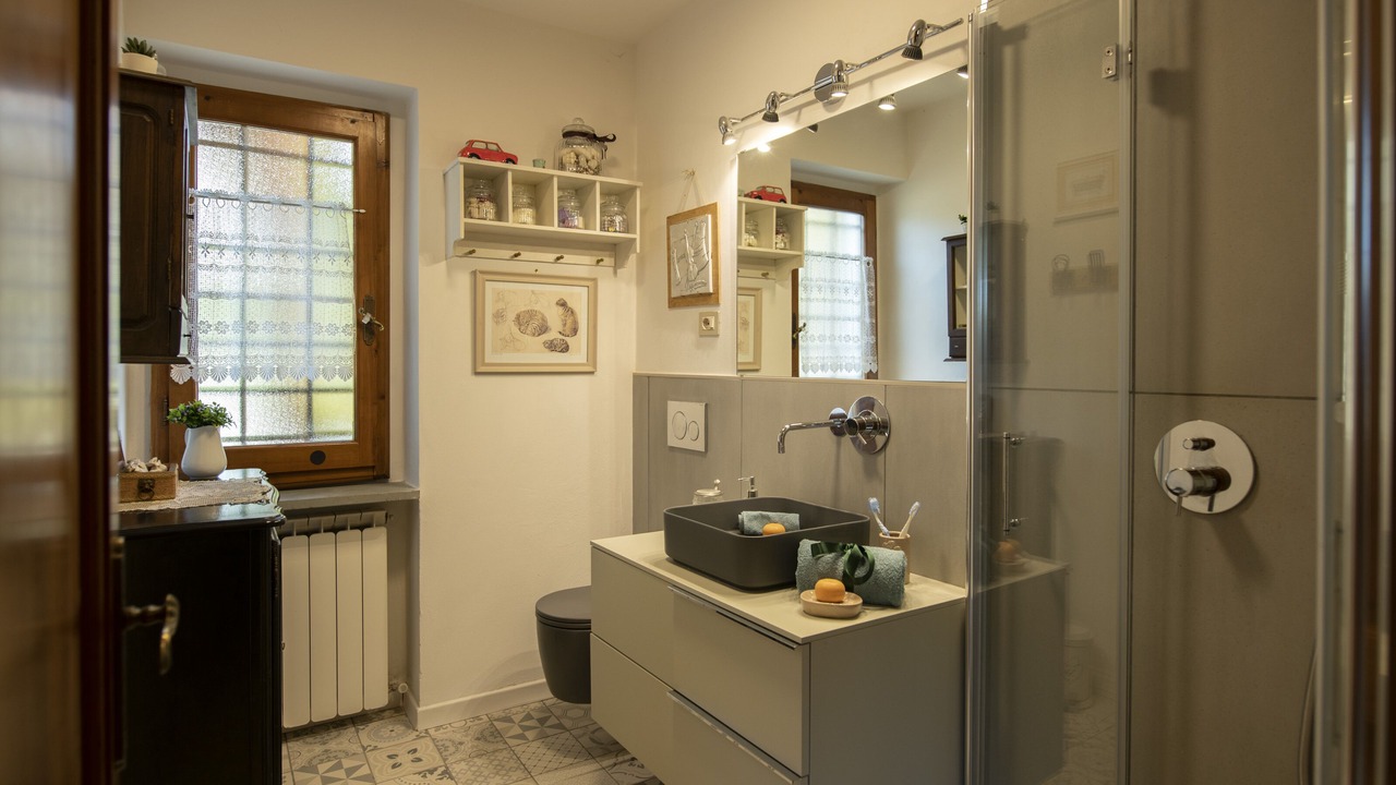 Photo of Bathroom in Neri