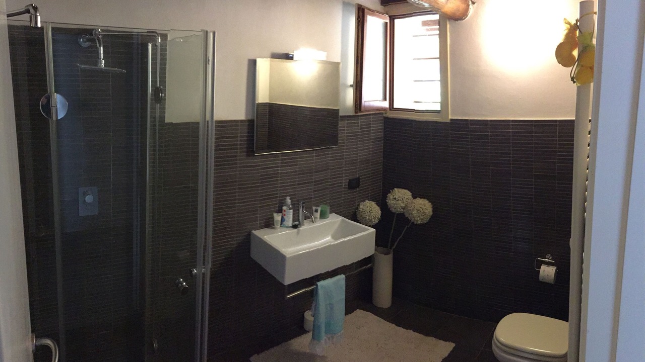 Photo of Bathroom in Twist