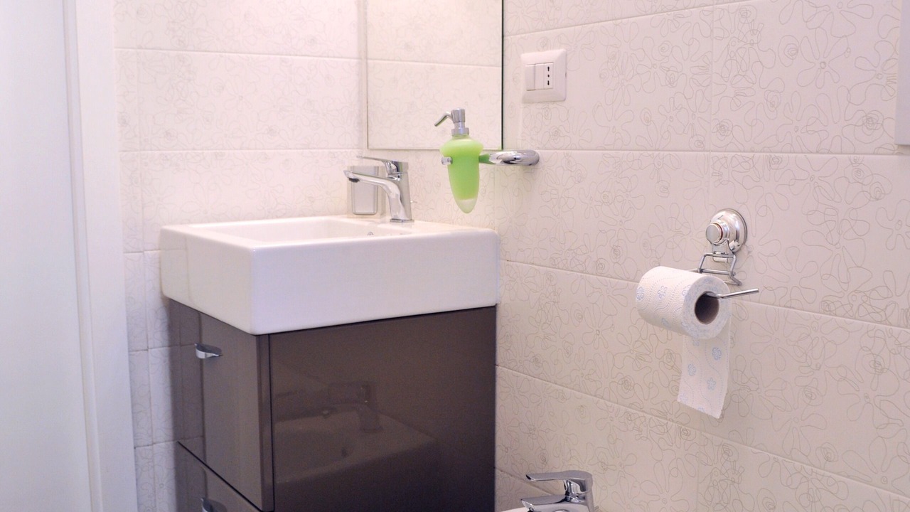 Photo of Bathroom in Naples City Centre