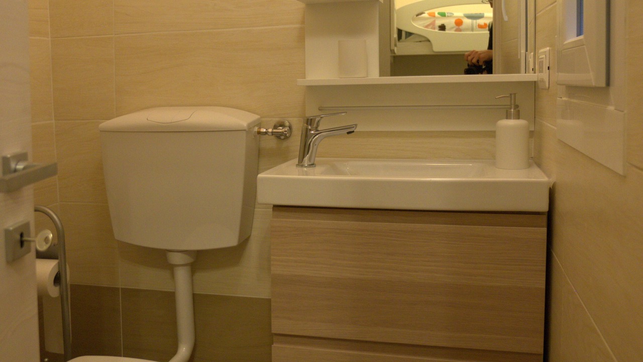 Photo of Bathroom in La Spezia Historic Centre