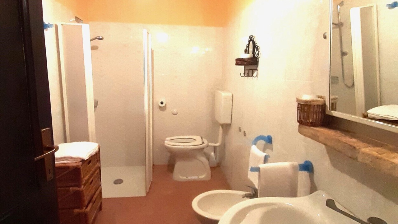 Photo of Bathroom in Urbino