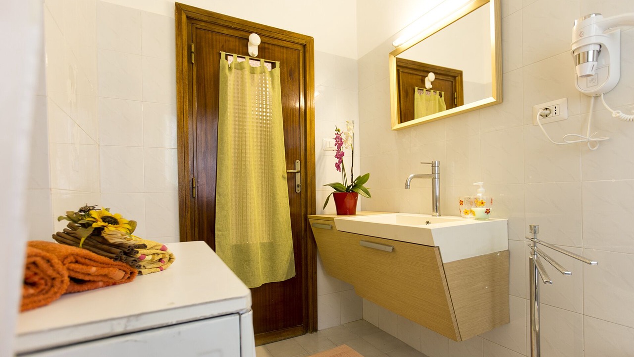 Photo of Bathroom in Lido