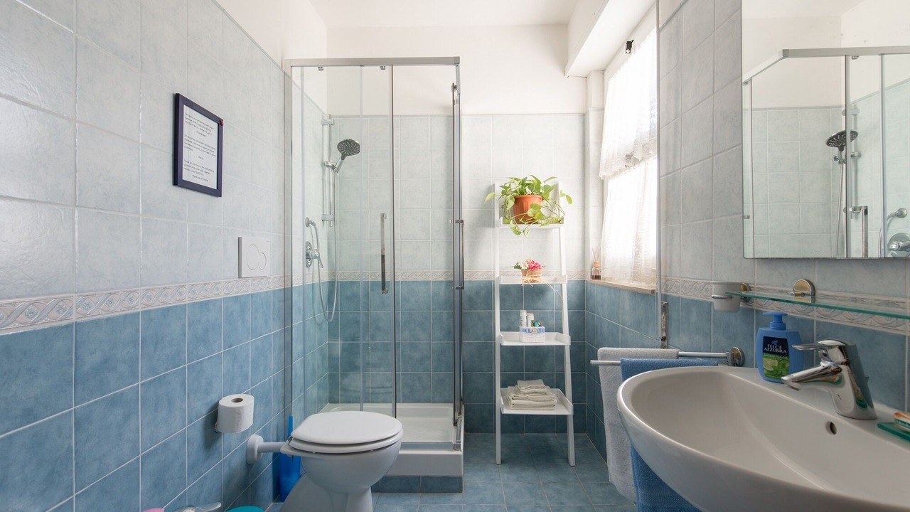 Photo of Bathroom in Quartiere XXXIII Lido di Ostia Ponente