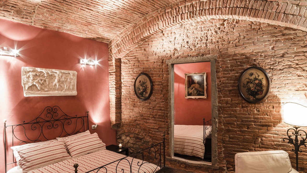 Photo of Bedroom in Arezzo