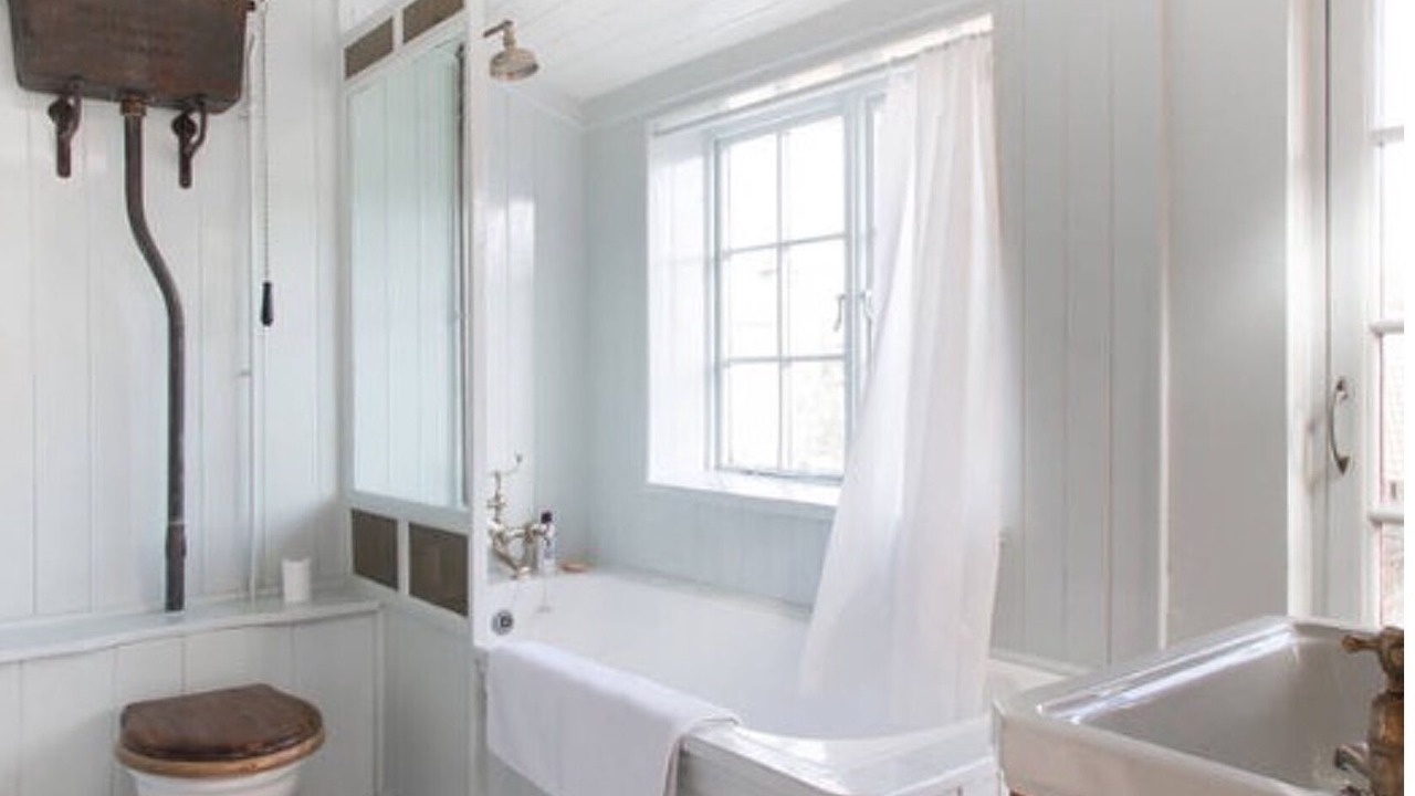 Photo of Bathroom in Prince's