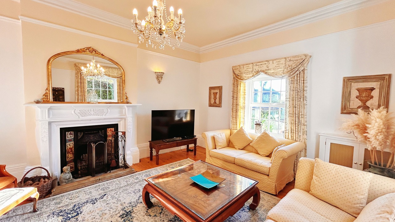 Photo of Livingroom in Nettlestone