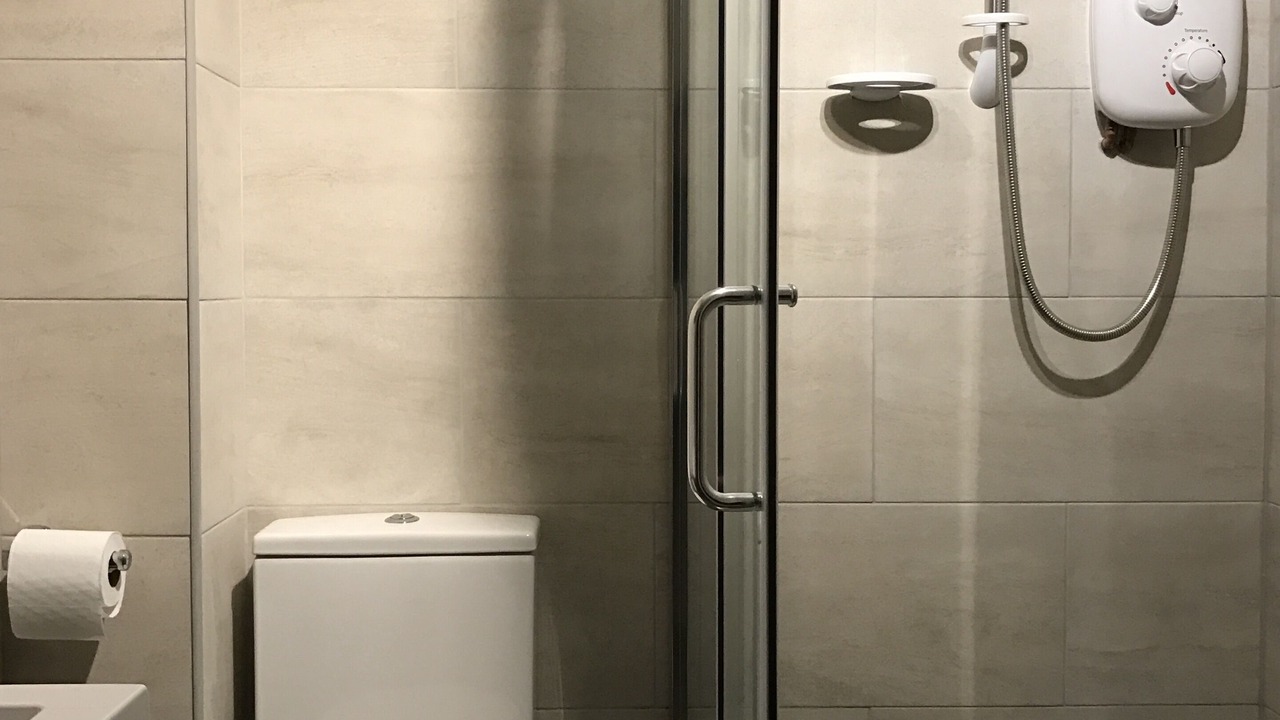 Photo of Bathroom in Summertown