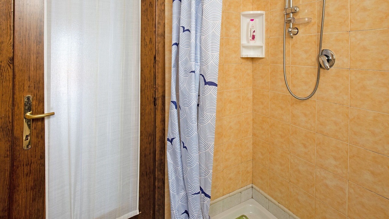 Photo of Bathroom in Idro