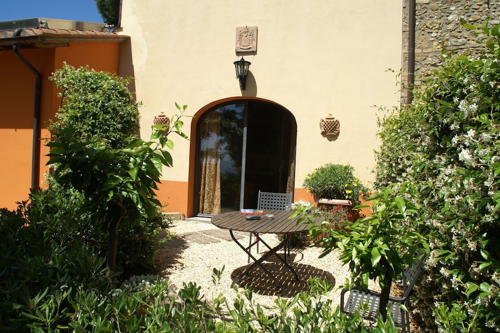 Photo of Others in Magliano