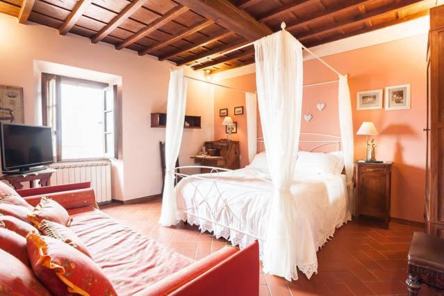 Photo of Bedroom in Laterina