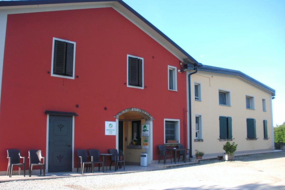 Photo of Others in Camposanto