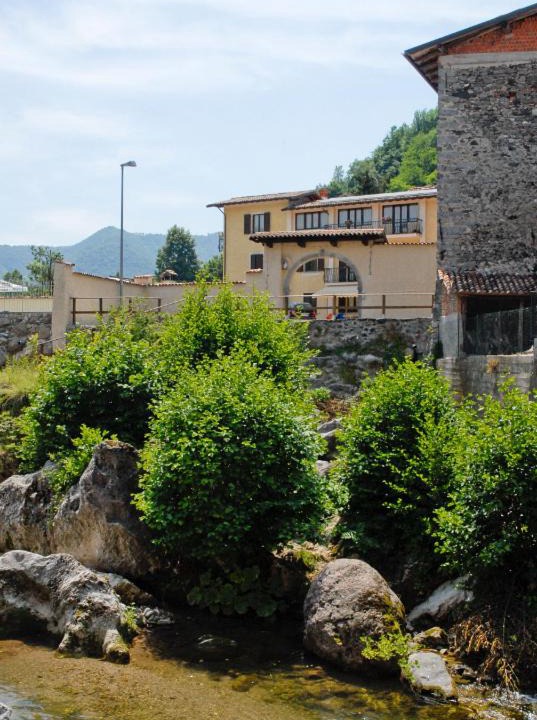 Photo of Buildings in Sabbio Chiese