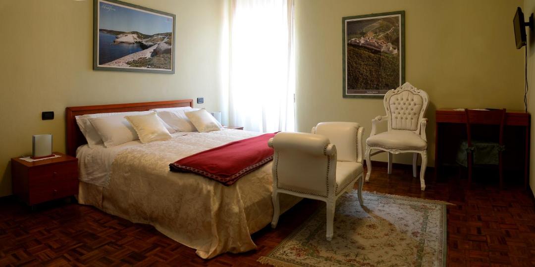 Photo of Bedroom in Chiari