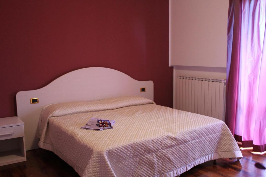Photo of Bedroom in Civitanova Alta