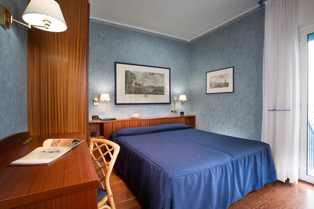 Photo of Bedroom in Alba