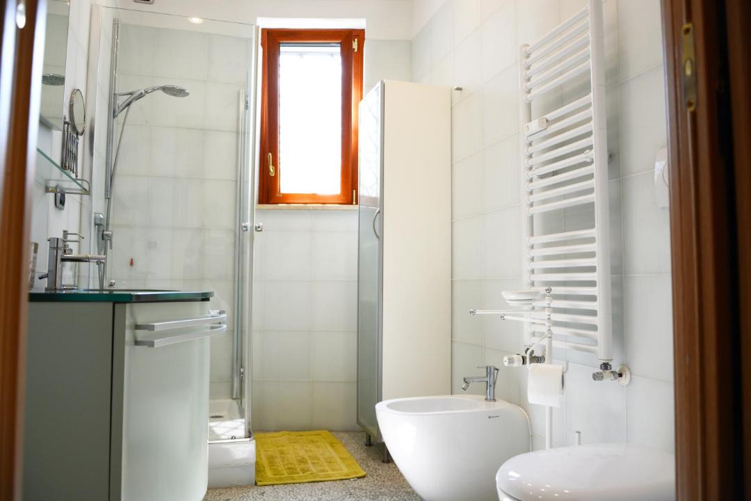 Photo of Bathroom in Trionfale