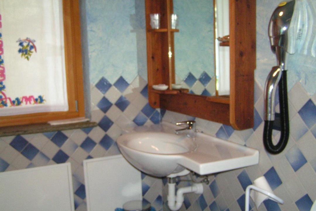 Photo of Bathroom in Valleil-Verney
