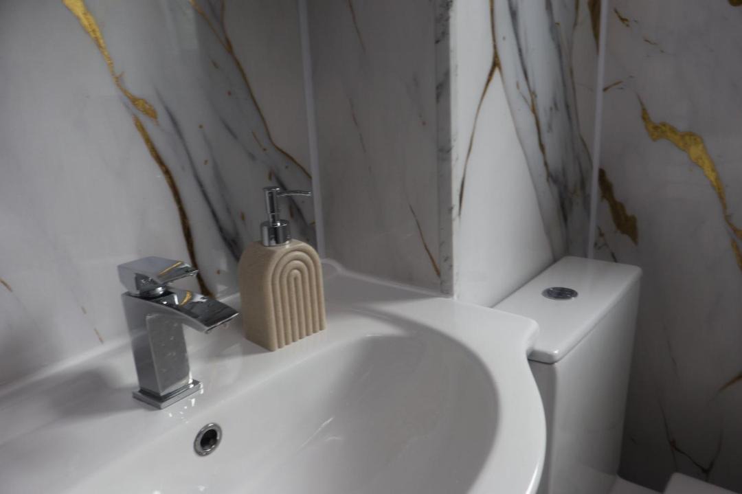 Photo of Bathroom in Longcroft