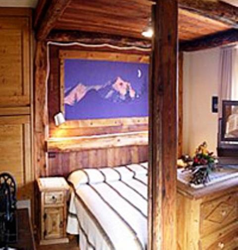 Photo of Bedroom in Valleil-Verney