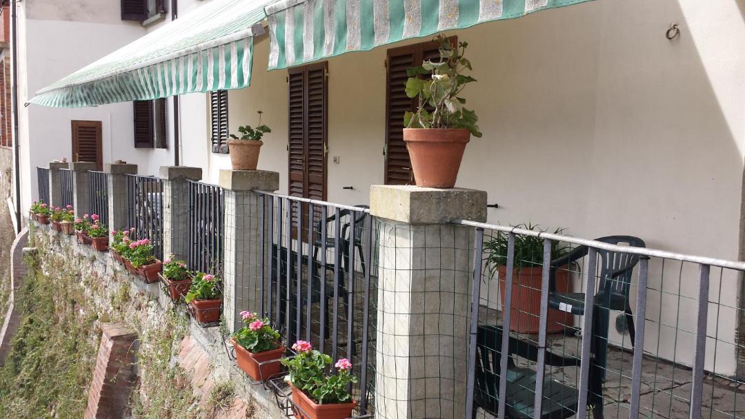 Photo of Buildings in Laterina