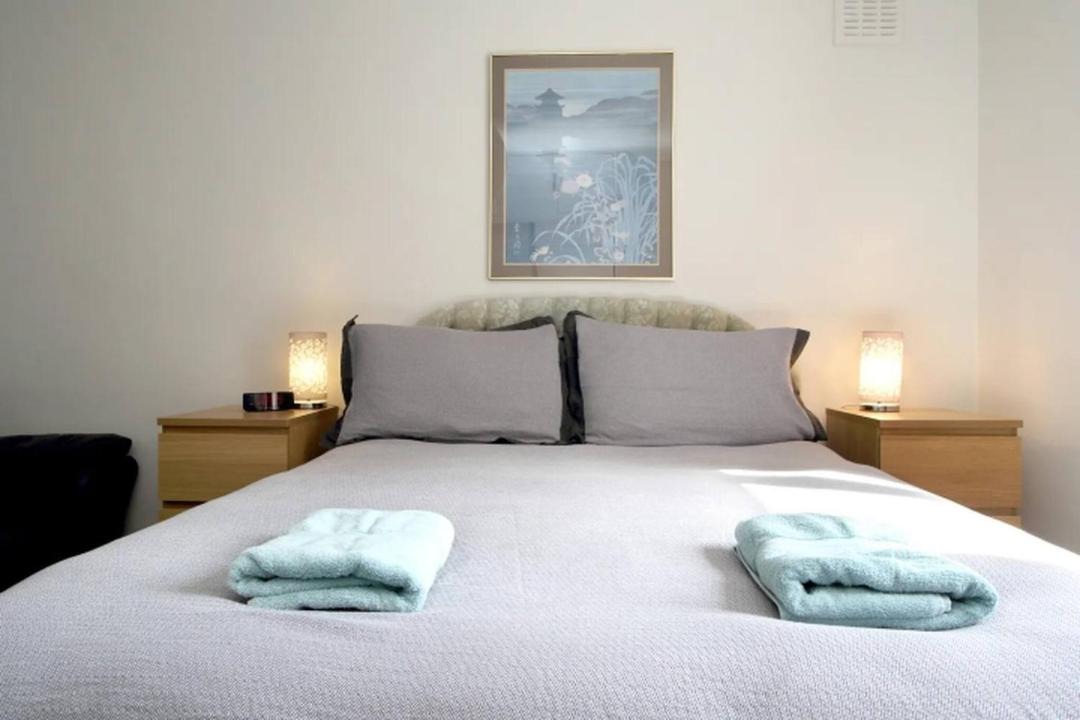 Photo of Bedroom in Comely Bank