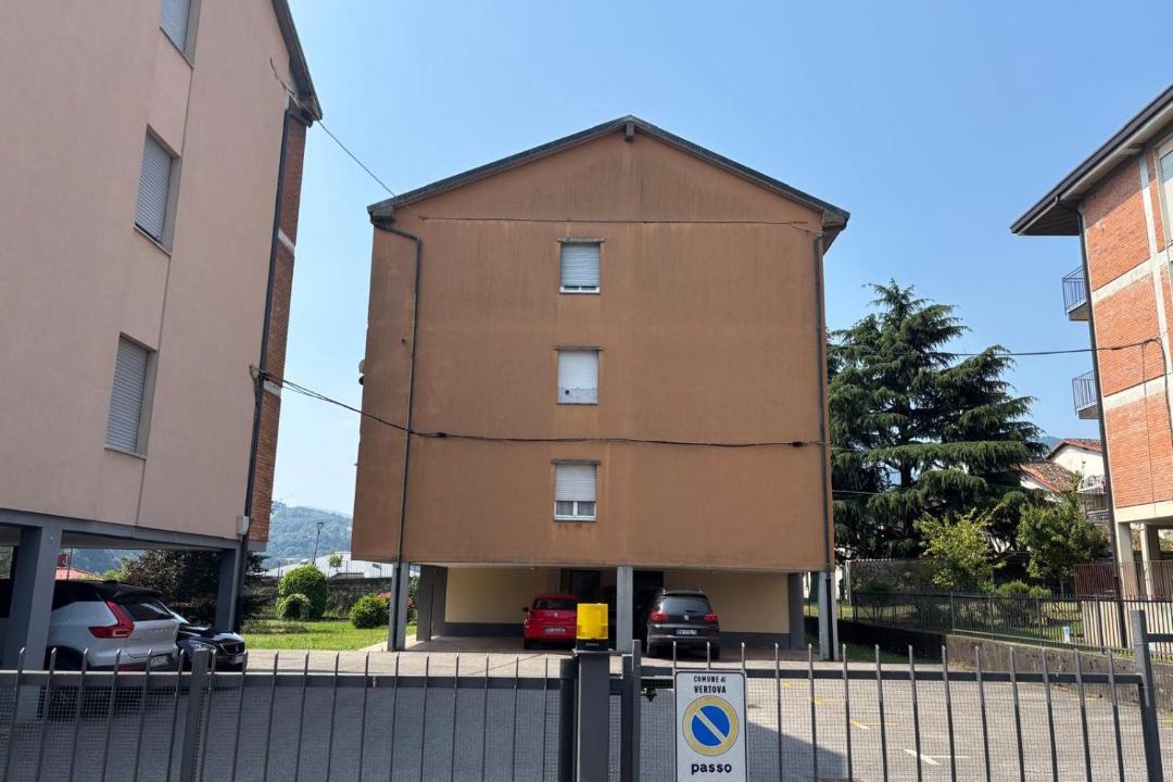 Photo of Buildings in Vertova