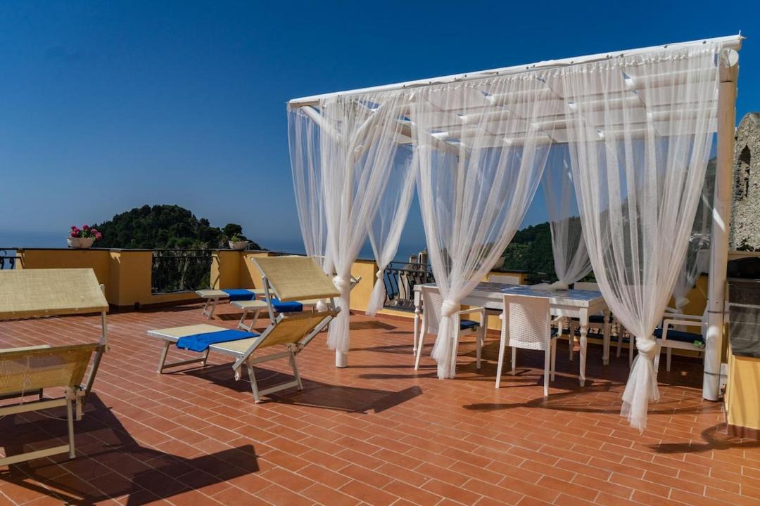 Photo of Patio Balcony in Pontone