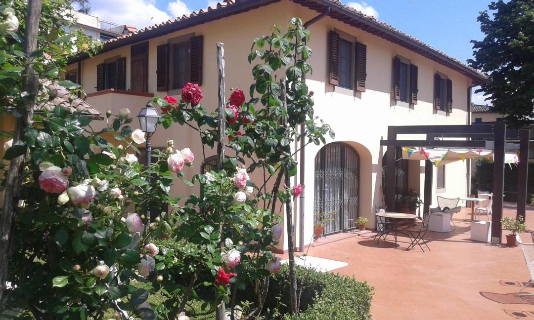 Photo of Buildings in Oltrarno