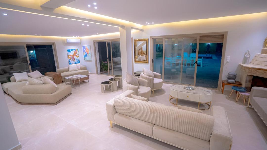 Photo of Livingroom in Cabo Negro