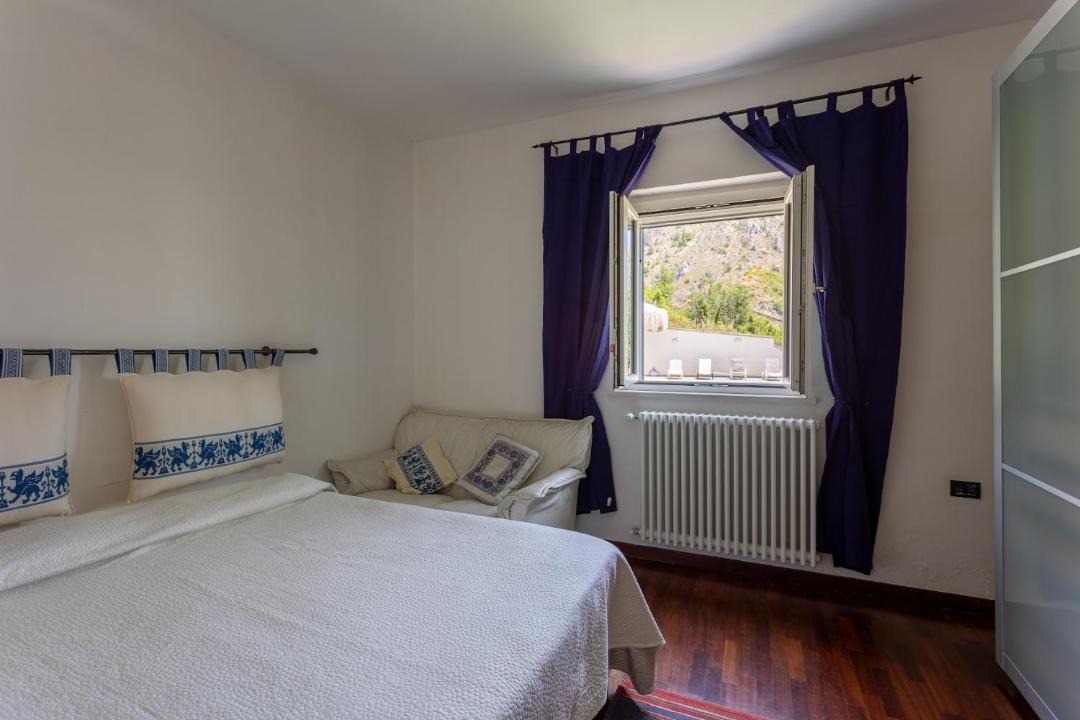 Photo of Bedroom in Acciano