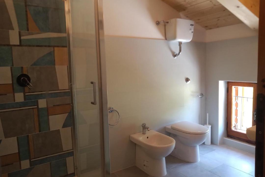 Photo of Bathroom in Onelli