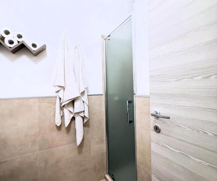 Photo of Bathroom in Floridia