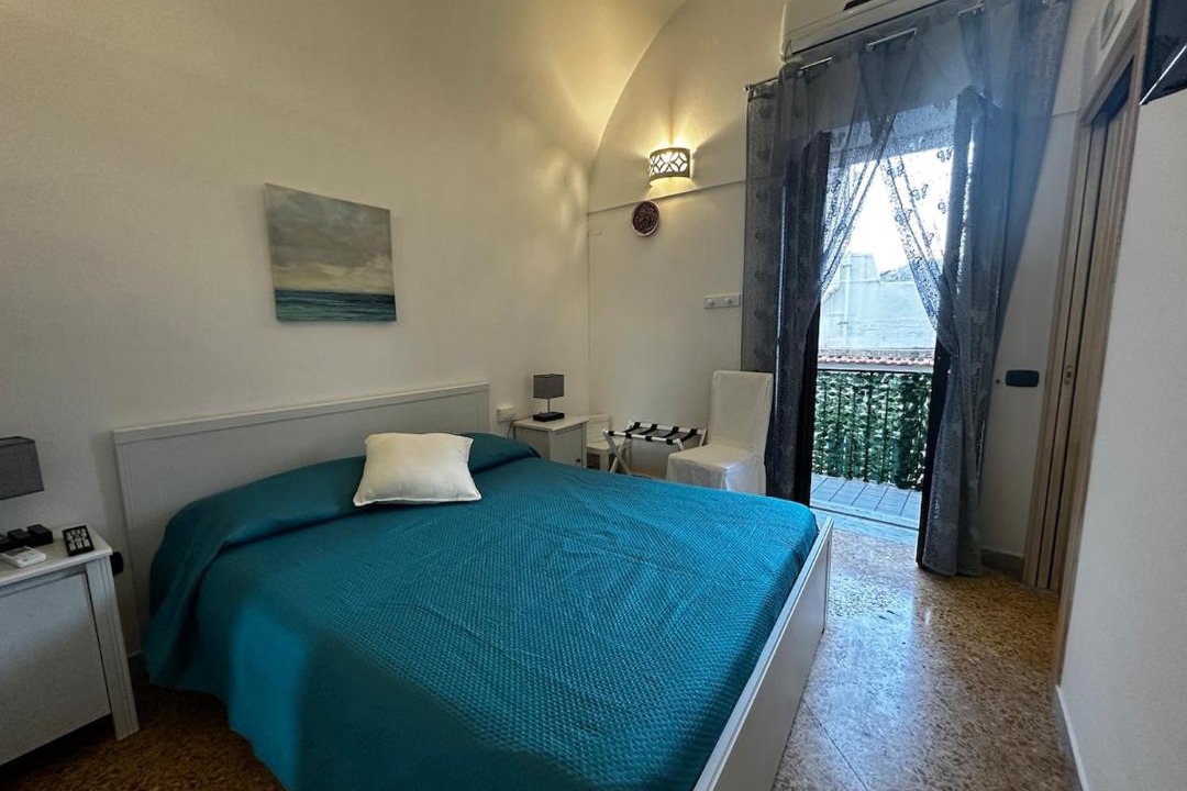 Photo of Bedroom in Pogerola