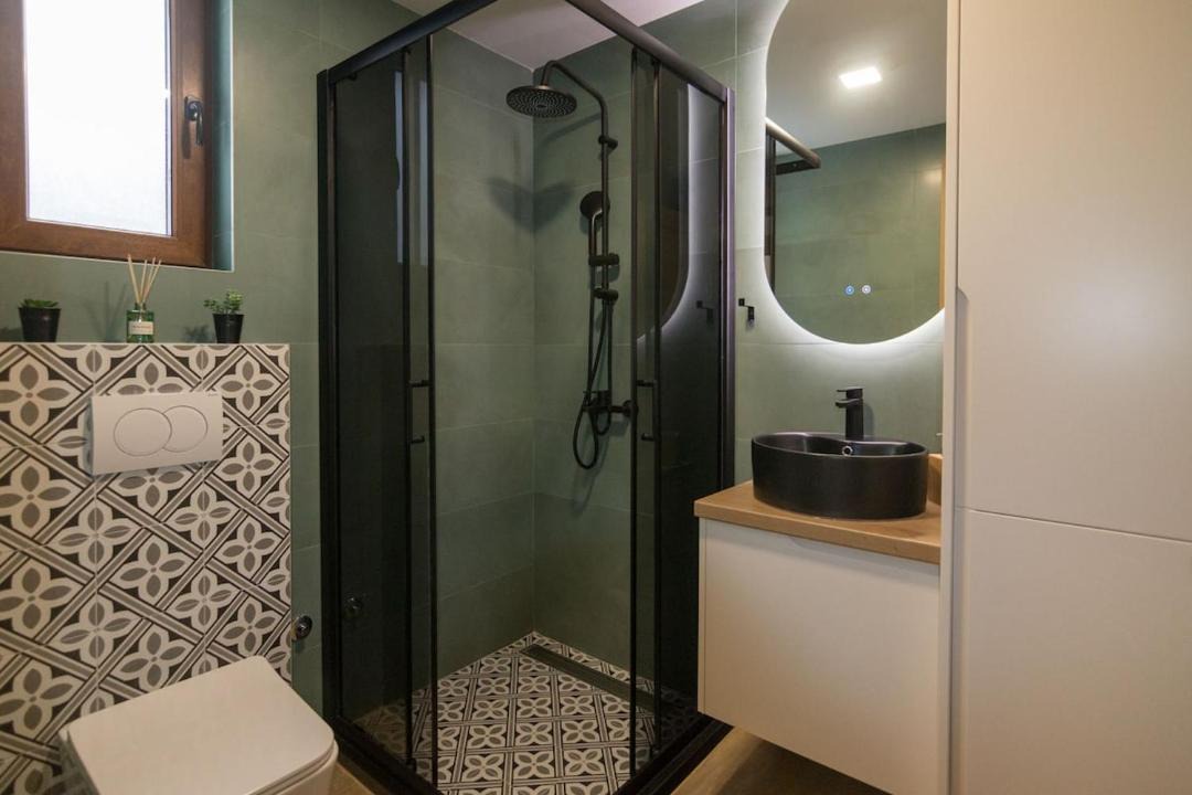 Photo of Bathroom in Mitrovac